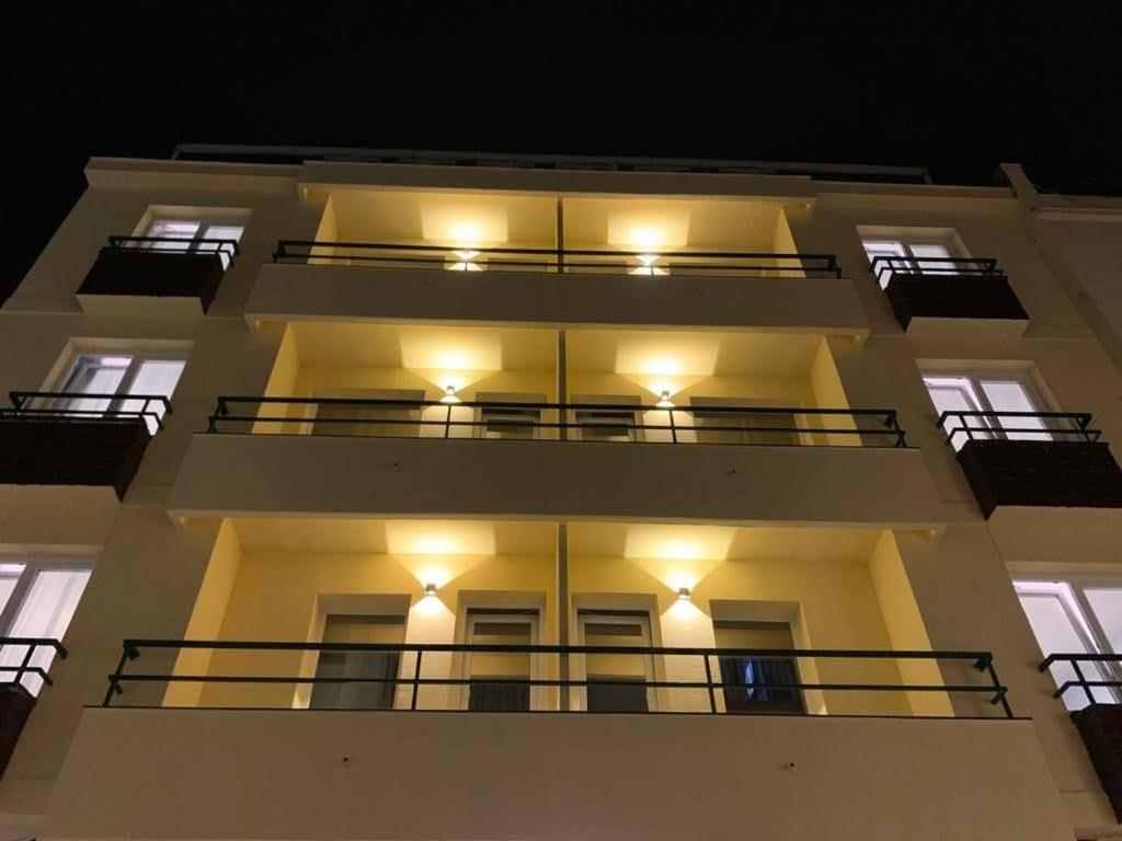 Casa Soho Y Alex Lejlighed Estepona Eksteriør billede